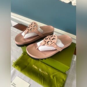 NEW Tory Burch Miller Cloud Lug Patent Leather   Sandals